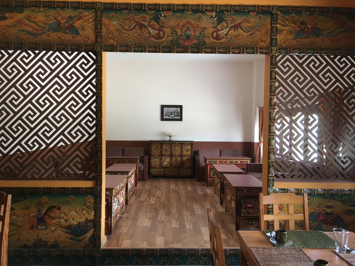 Royal Mustang Resort Nambo Экстерьер фото